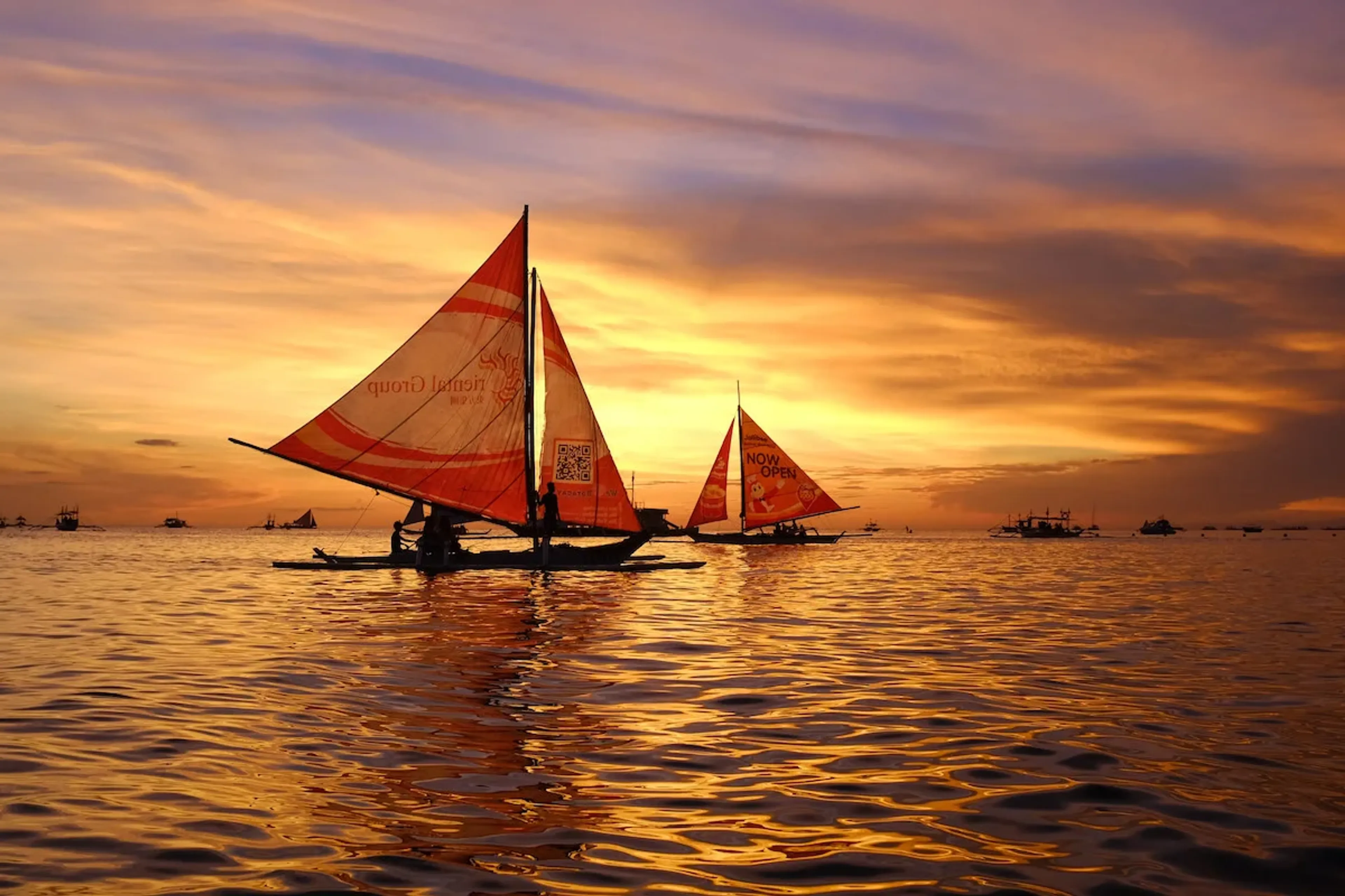 sunset in puerto galera
