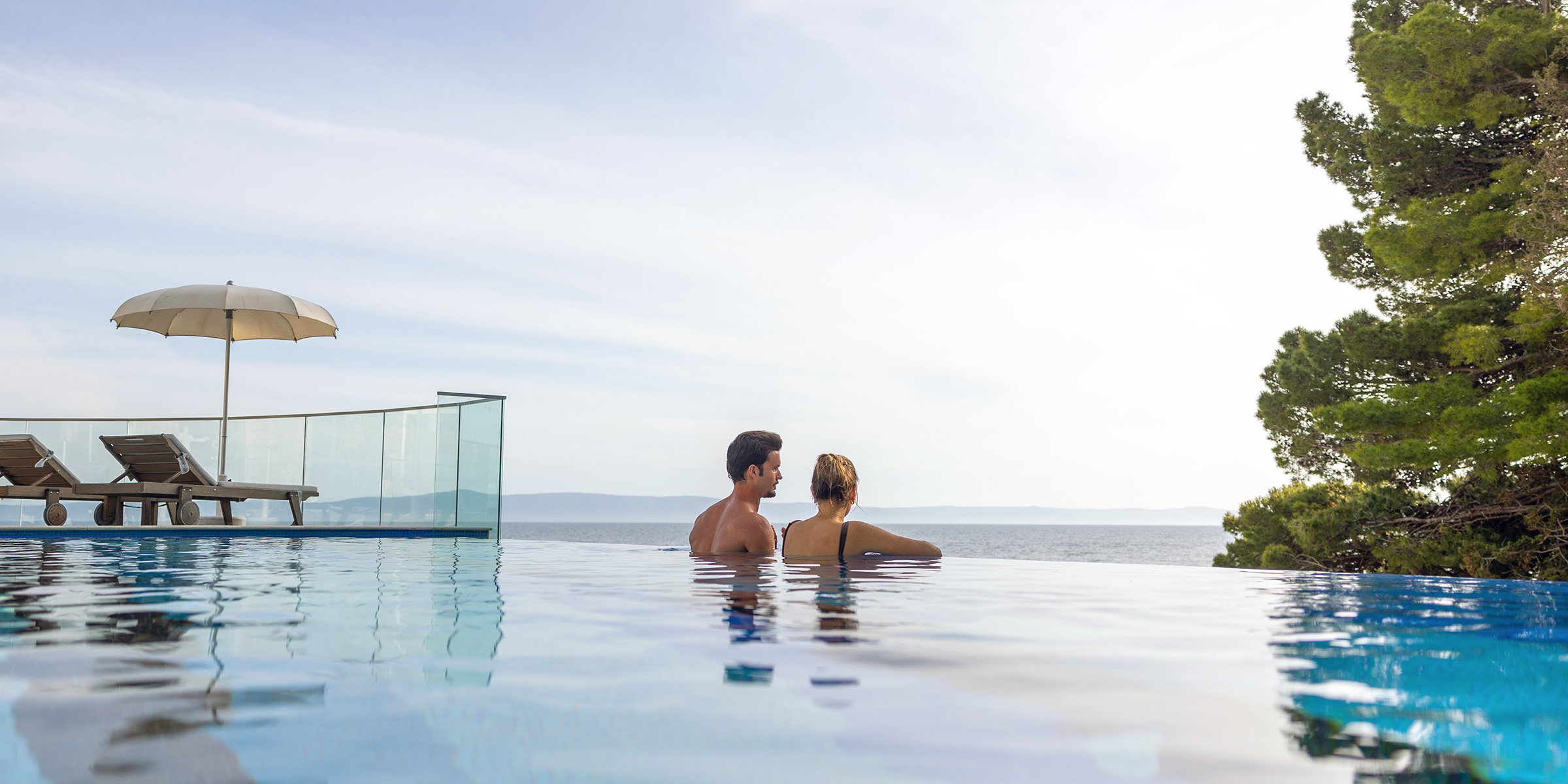 Infinity pool
