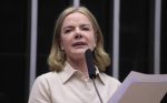 Gleisi defende Lula após fala do presidente sobre sua nomeação em ministério