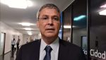 Líder do PT diz que “Brasil ganhou” com ausência de Eduardo Bolsonaro