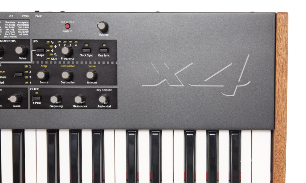 DSI_Mophox4_14_Detail_Logo_01